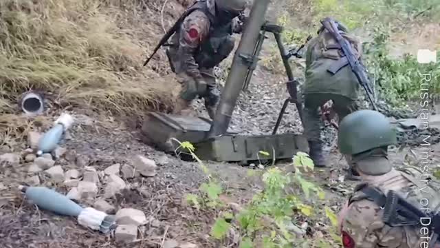 Here is the footage of 82-mm mortars 2B14 Podnos crews in action.