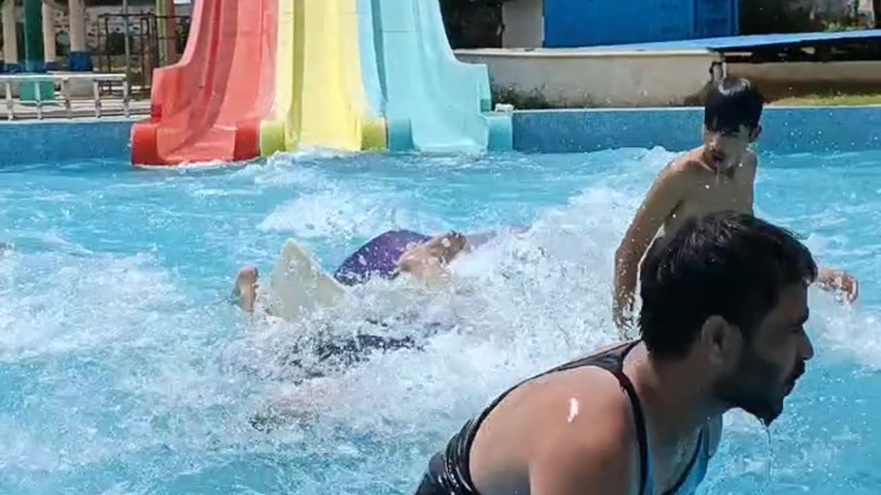 Thrilling water slide