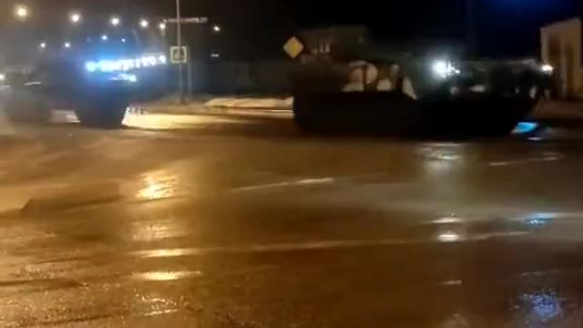 200+ military vehicles drove through Bershakovo, Russia