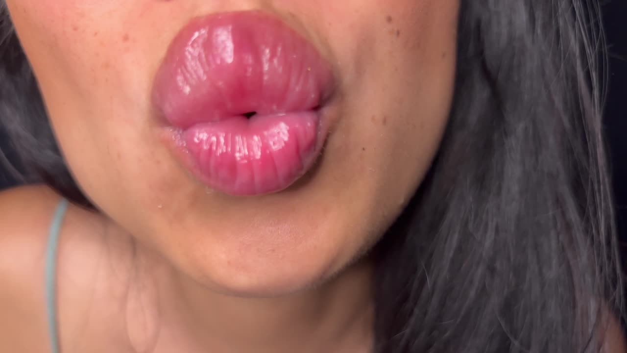 ASMR GOODNIGHT KISSES