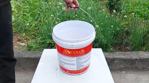 How to cast a smokeless stove with cement and paint bucket