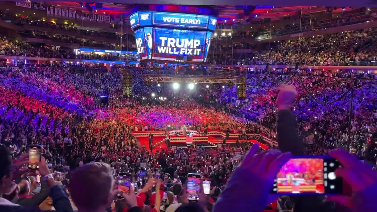 This video of Trump’s MSG entrance just got TAKEN DOWN on Facebook