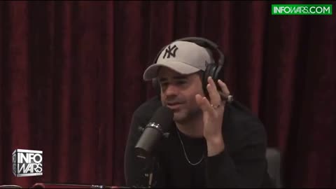 Joe Rogan: Transgender Men are an Assault on Women's Sports