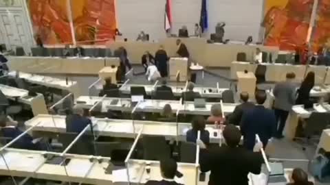 Austrian M.P collapses in Parliament.....Vaccinated