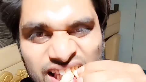 Eat raw chicken legs 🥩 Day 9