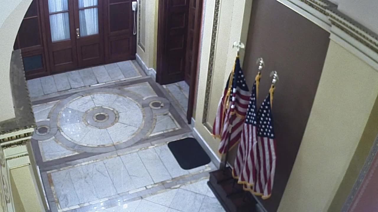 0931USCH02H230_2021-01-06_18h00min01s313ms.mp4