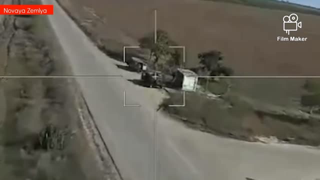 Russian Lancet kamikaze drones struck Ukrainian tanks & vehicles