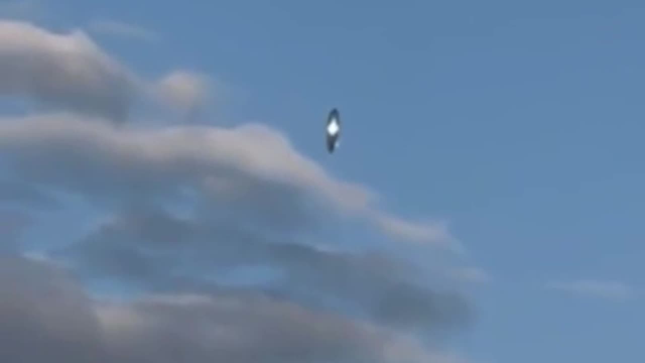 UFO sighted over Roswell, New Mexico, last 36hrs