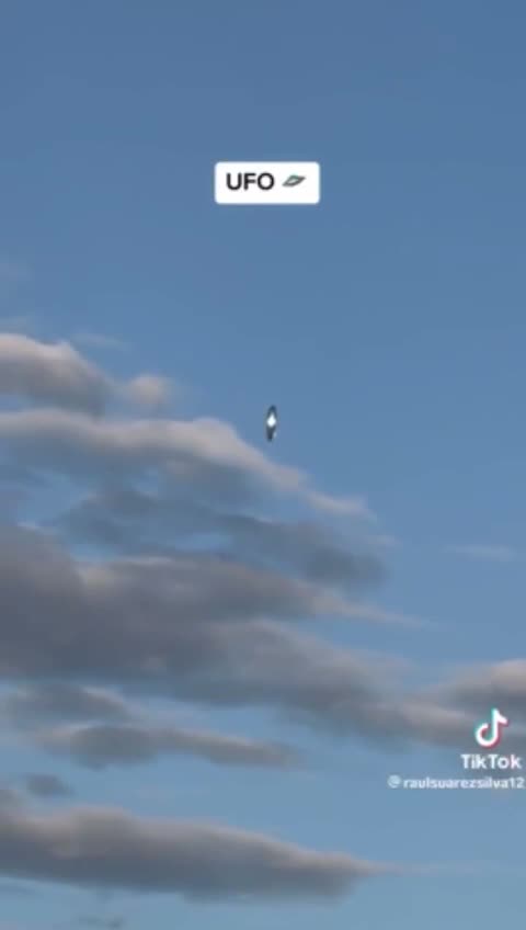 UFO sighted over Roswell, New Mexico, last 36hrs