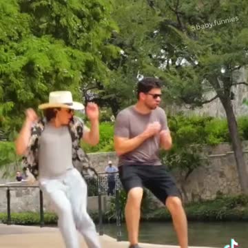 Scare prank😃🤝.