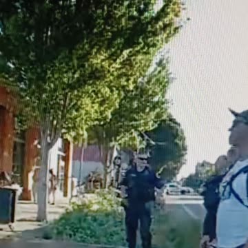 Chief Tom Olson Port Townsend Officer Cam Footage, Notified of Weapons by Officer
