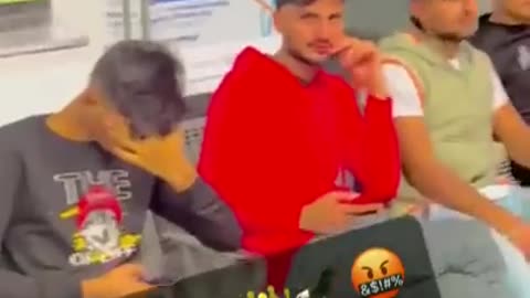 ΣΤΟ ΜΕΤΑΞΥ ΣΤΗΝ ΕΛΛΑΔΑ ΤΟΥ 2022