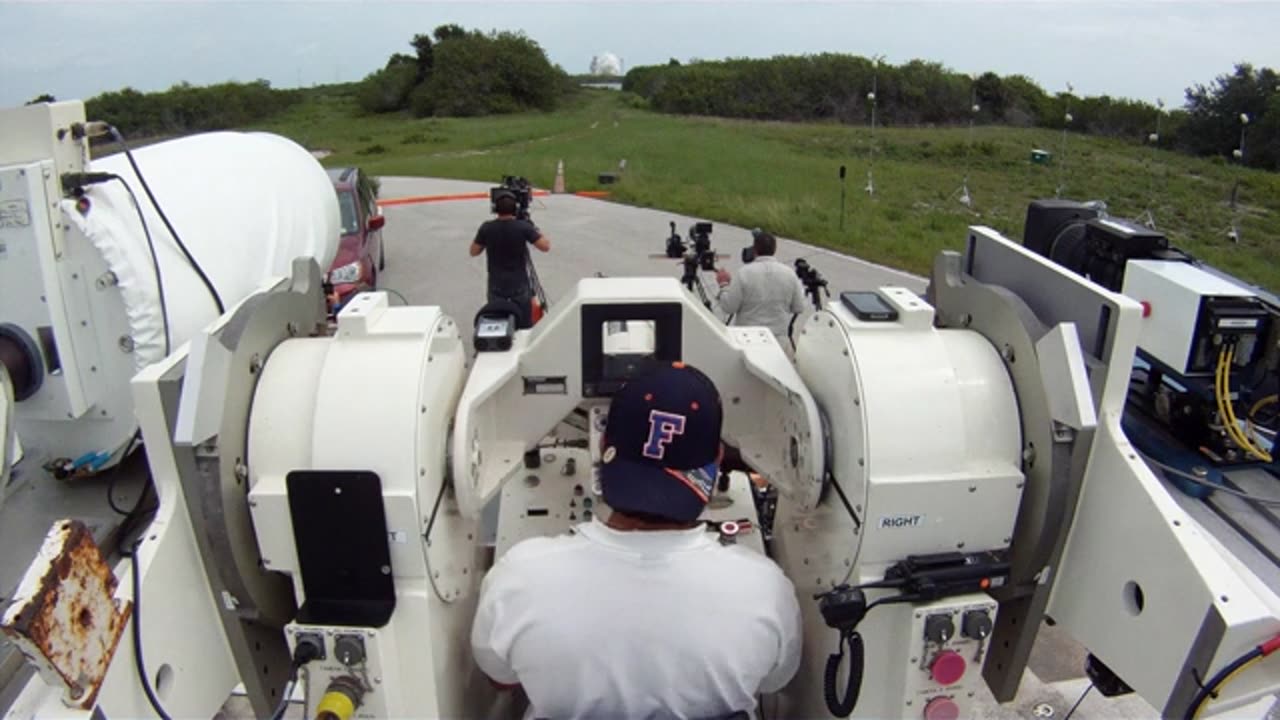 Ascent - Atlantis STS-135 Long-Range Tracking Cameras Footage