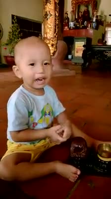 Babay In Armed Struggle Verry Funny