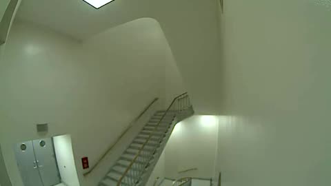 3160RHOB03Stair7_2021-01-05_00h40min00s823ms.mp4