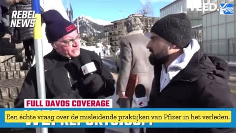 Rebel News pakt Pfizer CEO aan in Davos WEF