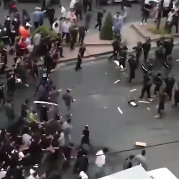 Iran Revolution: Regime Change! No forced Islamism!