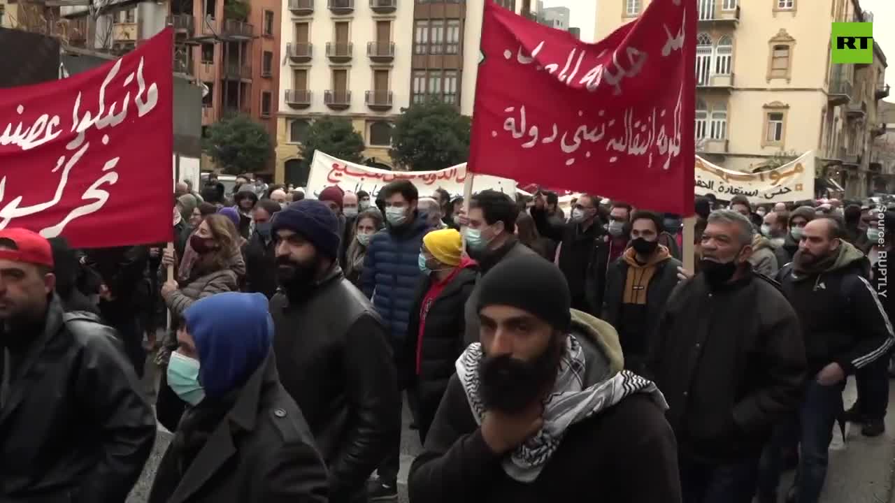Protesters in Lebanon march against corruption