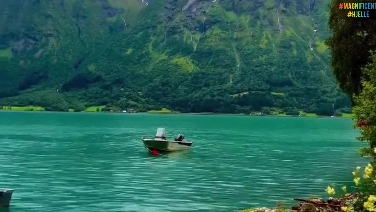💖Nature is so enchanting in the eyes of the world 💖