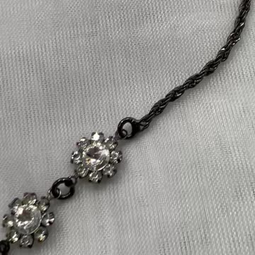 Black Tone Jewelry Set (Necklace + Earrings) Made with Swarovski Crystal. Rare.