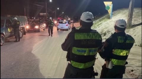 Prisão por embriaguez no trânsito durante Operação Carnaval em Natal: dois motoristas detidos.