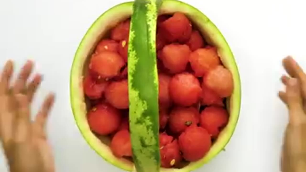 15 unbelievable esay watermelon hacks....