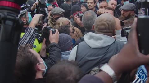 Tommy Robinson Stands With Hatun, Heiko Escorted From Park - Speakers Corner