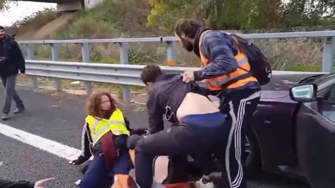 One Italian driver was fed up with protesters who block traffic