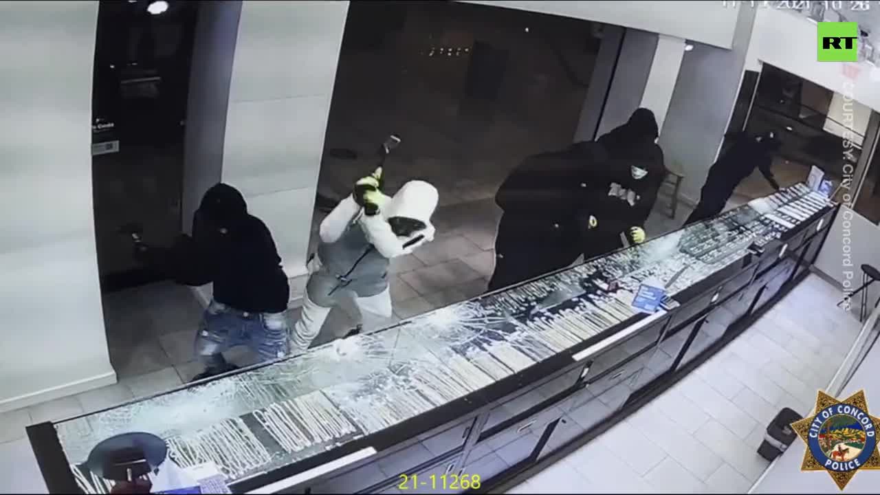 Diamond Smash And Grab Robbery In Concord California