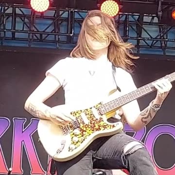 Rebecca Lovell (Larkin Poe) - LIVE @ 420Fest (Short 2)