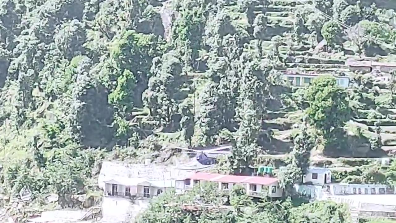 Helicopter traveling