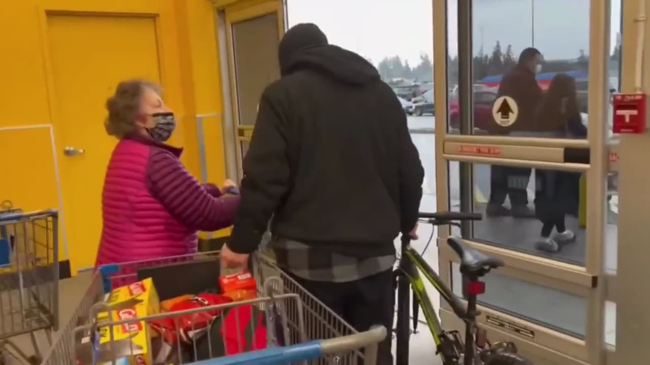 Angry Grandma stops Thief