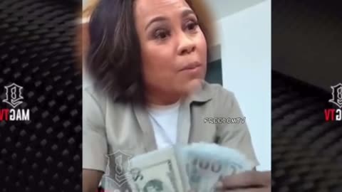 Fani Willis busted in court