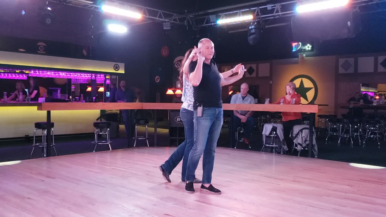 Progressive Double Two Step @ Electric Cowboy with Wes Neese 20230324 202824