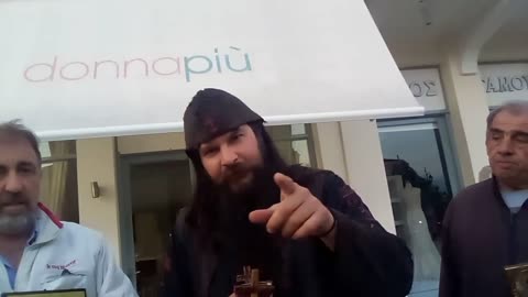 Ο ΚΑΘΈΝΑΣ ΠΡΑΤΤΕΙ ΚΑΤΑ ΤΟ ΘΈΛΗΜΑ ΤΟΥ