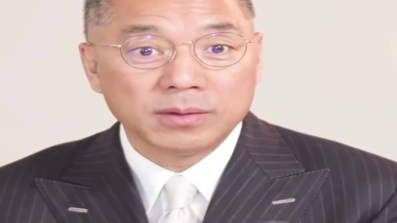 20220908文贵先生视频¹：很多人有钱了处境不同了，人与人关系变复杂。永远看到自己付出， #不看到自己得到。 #看破不说是慈悲， #处理不争是智慧。鹬蚌相争渔人获利