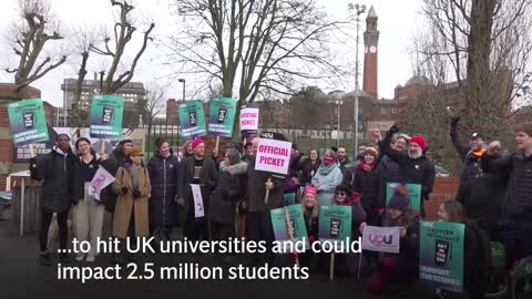 Universities strike: More than 70,000 lecturers and staff to walkout