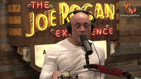 👀 Joe Rogan Goes After Joe Biden and Hillary Clinton, Says 90s Democrats 'Sound Like Nazis'