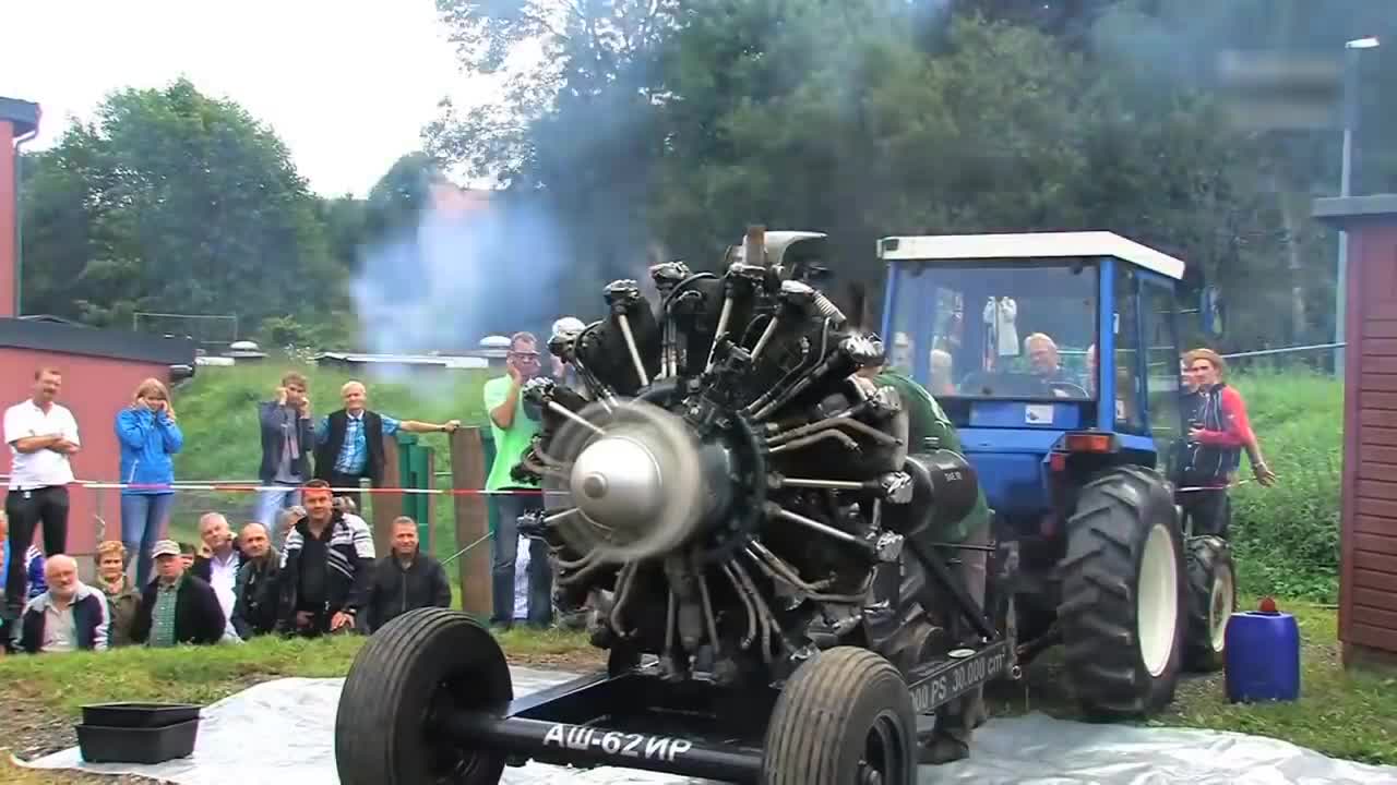 Amazing start up of TANK - Generator - Aircraft radial engine and assembling propeller with rotor