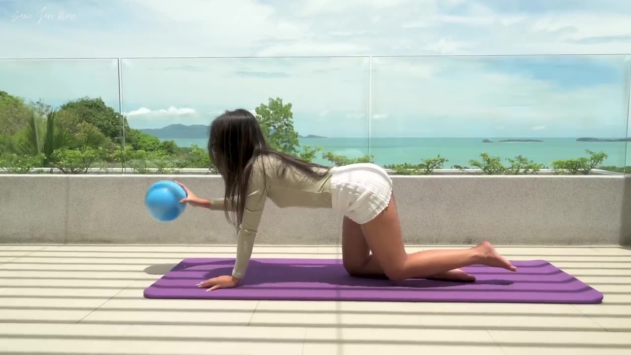 ASMR Seaview Yoga