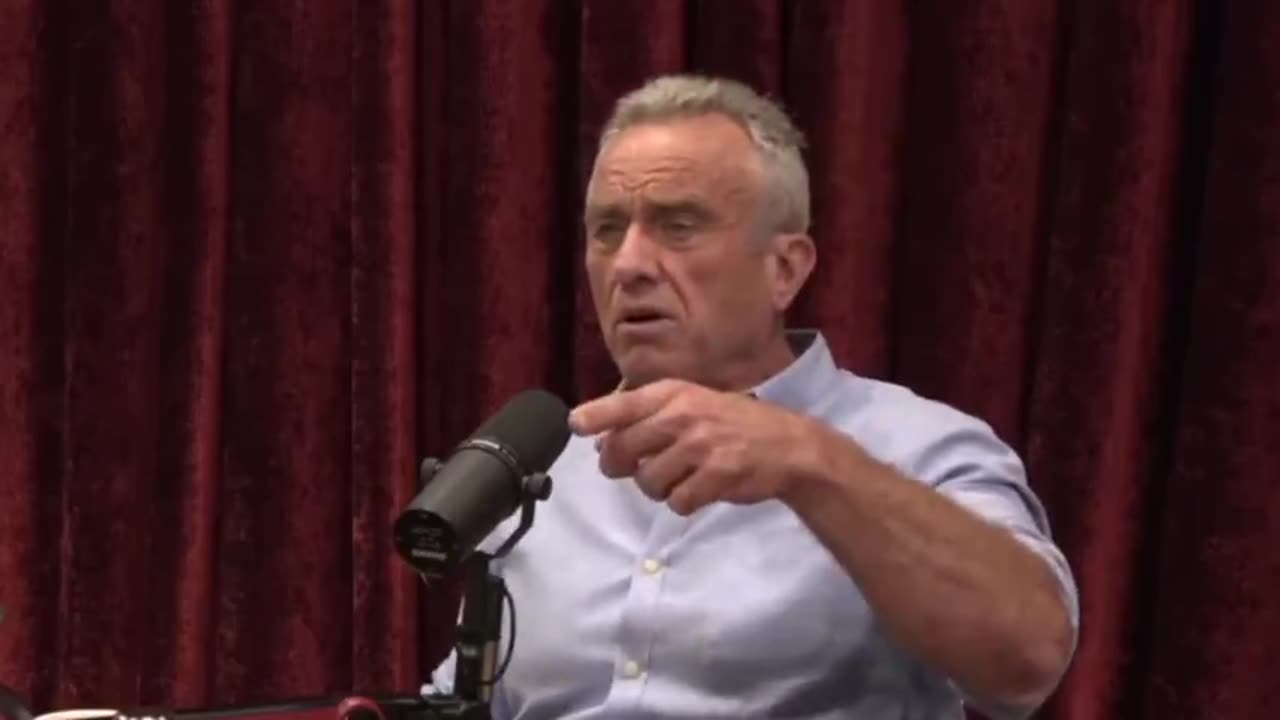 Robert F. Kennedy Jr. on Joe Rogan (The Complete, Unedited Interview - Episode #1999)