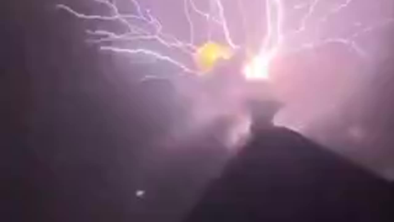 WTF? Lightning Volcano Eruption. What the Hell is THIS? Location Unnamed