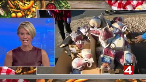 2 prominent Detroit organizations team up for massive turkey giveaway