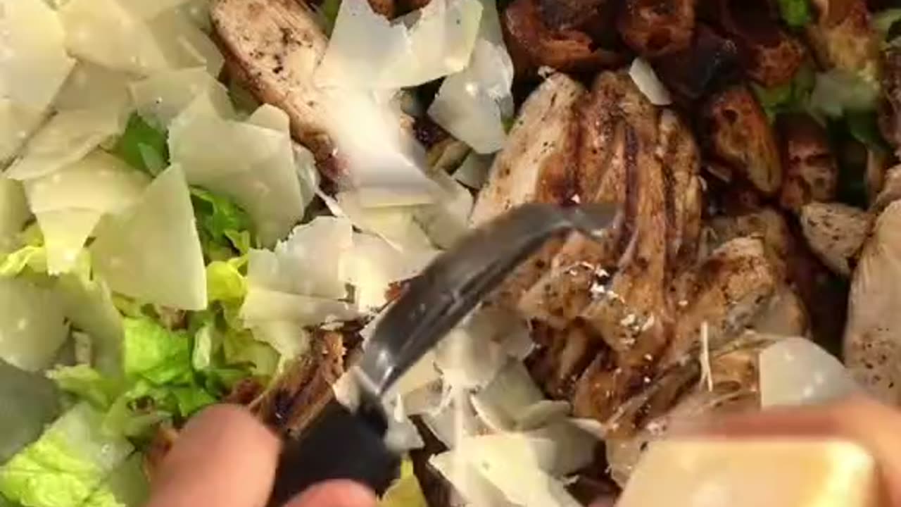 Palm crusted Caesar rap