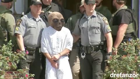 @stevenvoiceover BREAKING : FBI Captures Live Alien, Shocking New Footage
