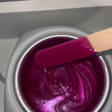 Melting Tickled Pink Premium Synthetic Hard Wax | Featuring Tayler Robison