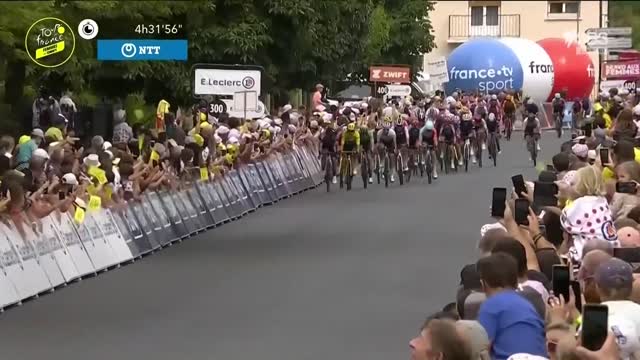 Stage 5 highlights Winning moment - Tour de France Femmes 2022