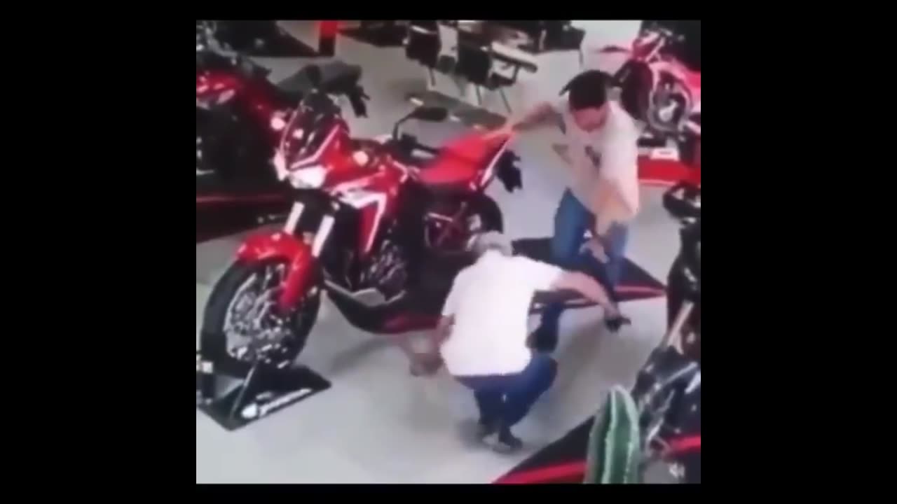 Daily dose of idiots at work compilation part 17