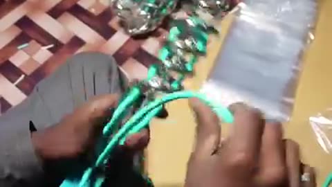 Workers with skillfull hands.. must watch