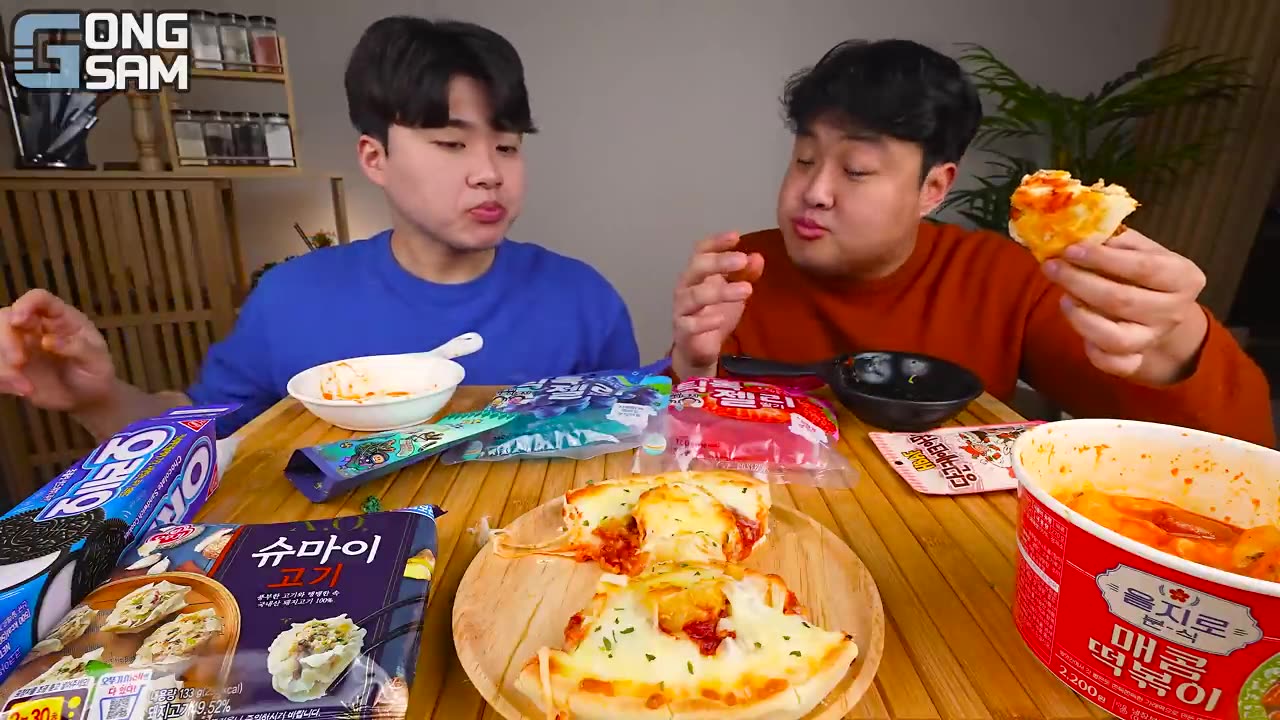 ENG SUB) ASMR MUKBANG FIRE Noodle & HOT DOG & CHEESE PIZZA & Tteokbokki EATING SOUND ! (BULDAK)